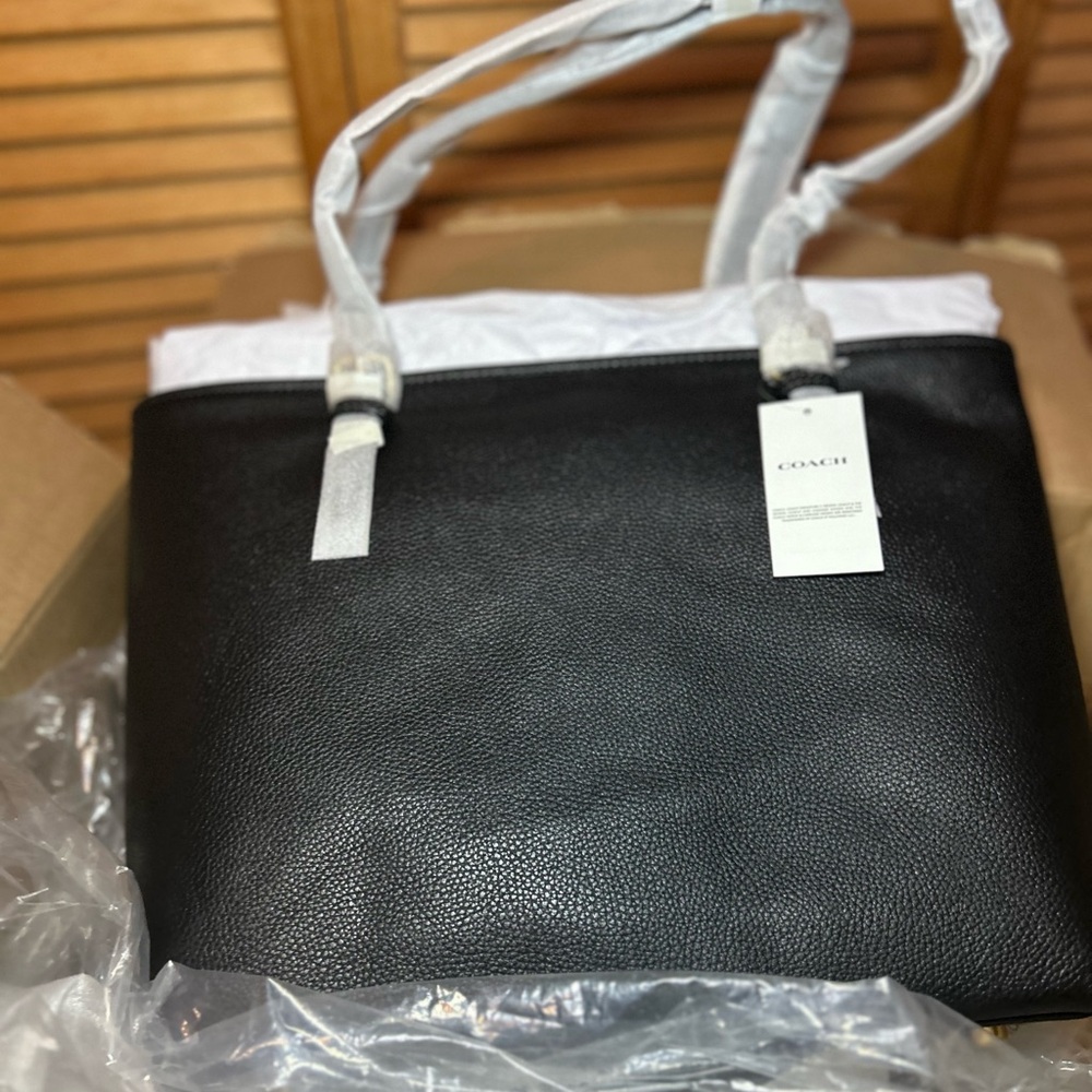 *NWT* Coach Polished Pebble Leather Taylor Tote Bag Black $325 new - Picture 6 of 13
